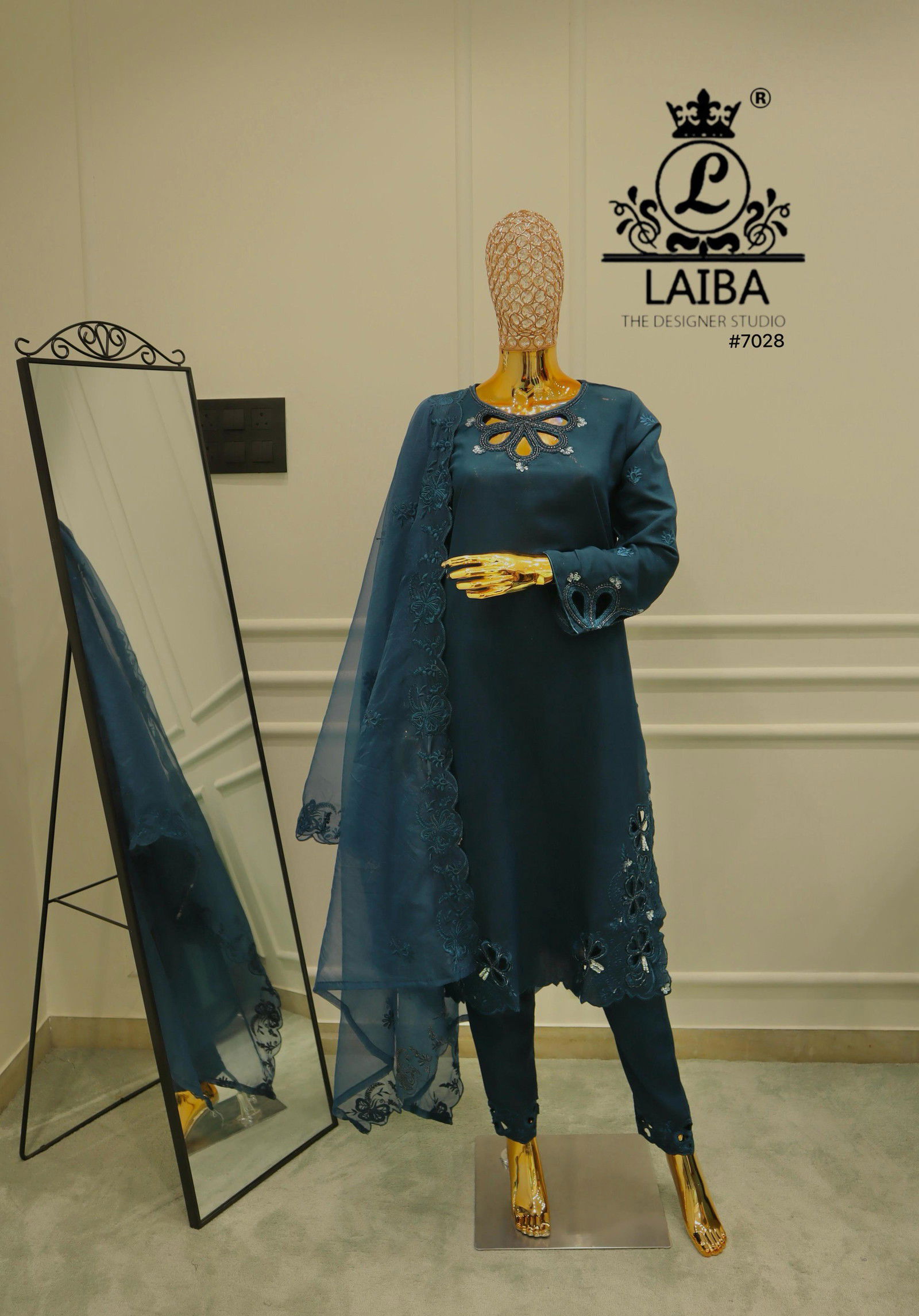 Laiba Am 7028 Viscose Slub Pakistani Ready Made Suits Collection